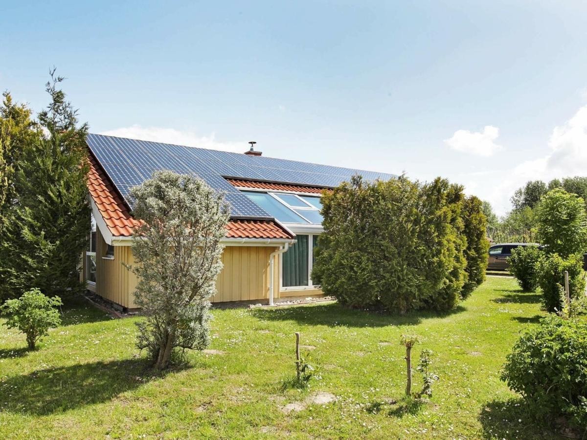 12 Person Holiday Home In Otterndorf *